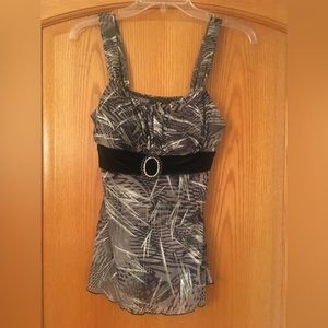 IZ Byer California dressy top sz small